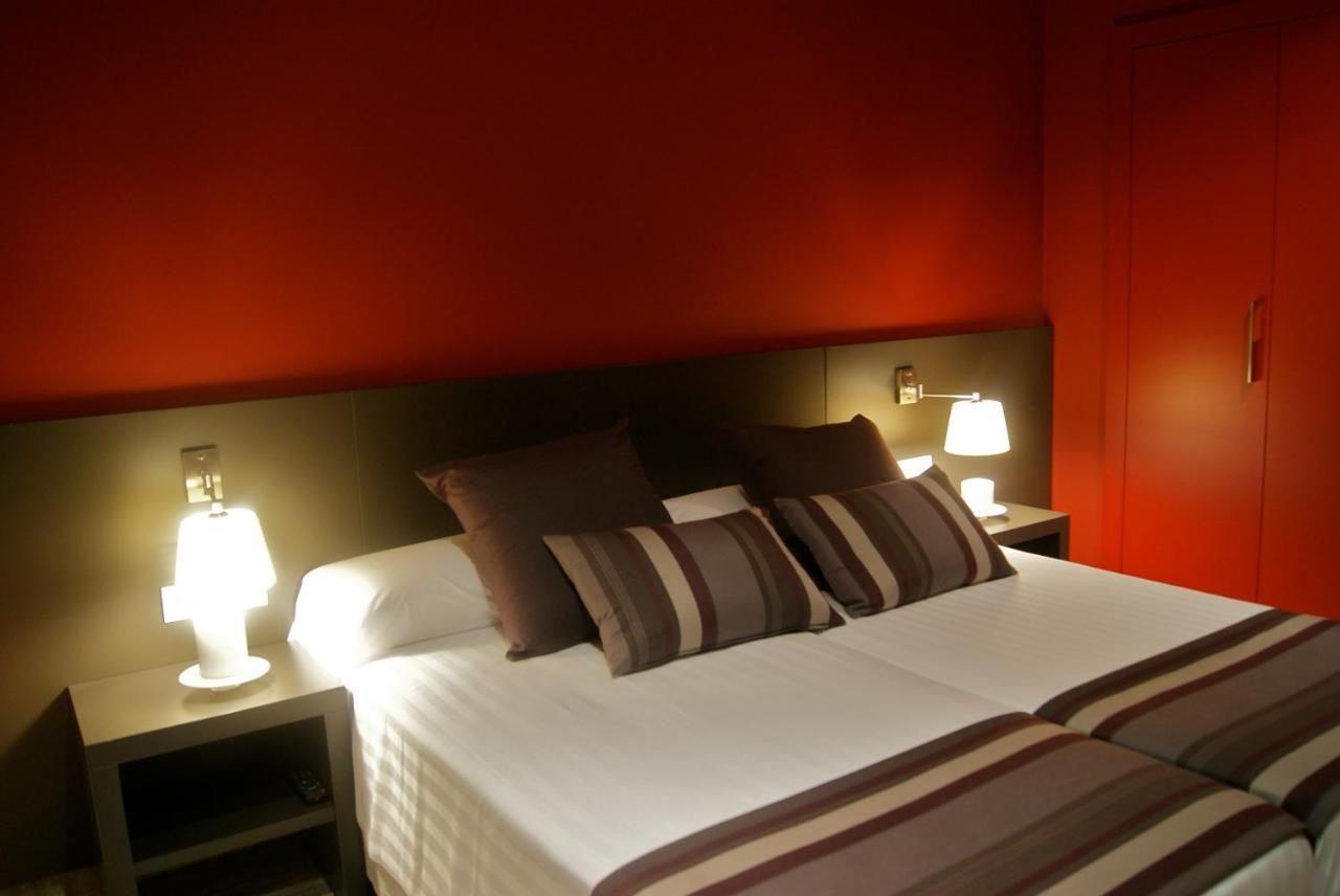 Guest house Restaurante Y Alojamiento Can Mach 2*